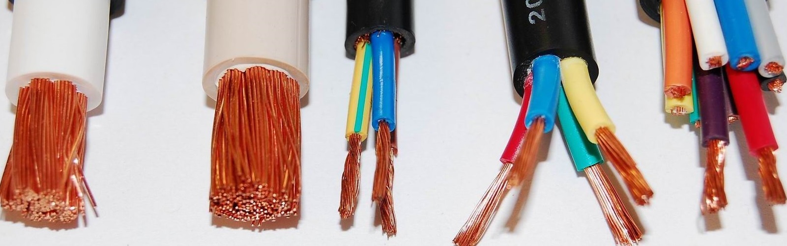 Banner dây cáp điện Ls-Vina