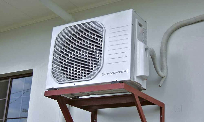 Lắp cục nóng ở vị trí thoáng gió