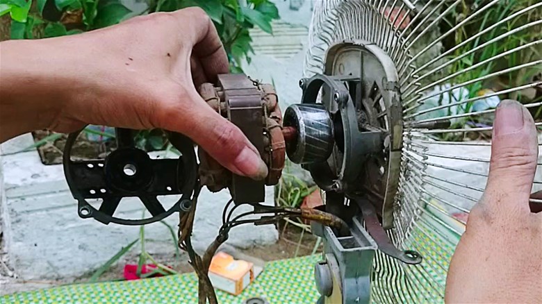 quạt bị chập điện